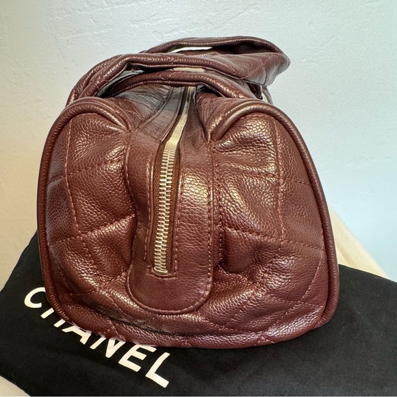 Chanel Caviar Quilted Classic Bowler in Bordeaux - Picture 4 of 9
